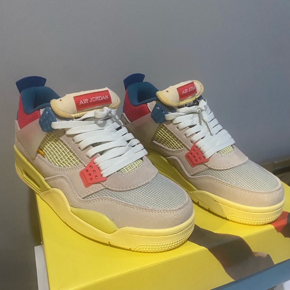COPY - Jordan 4 Union Guava Ice